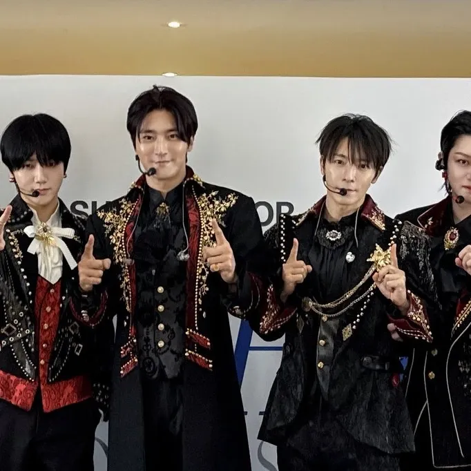 Foto aktivitas terbaru Super Junior