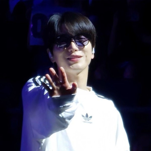 Popular profile picture of Leeteuk (Super Junior) loved by fans