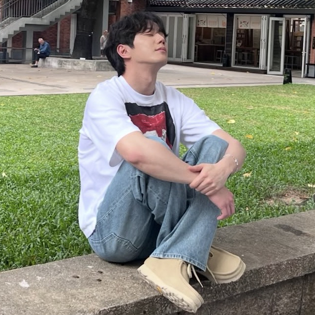 Latest photo of Lee Junyoung