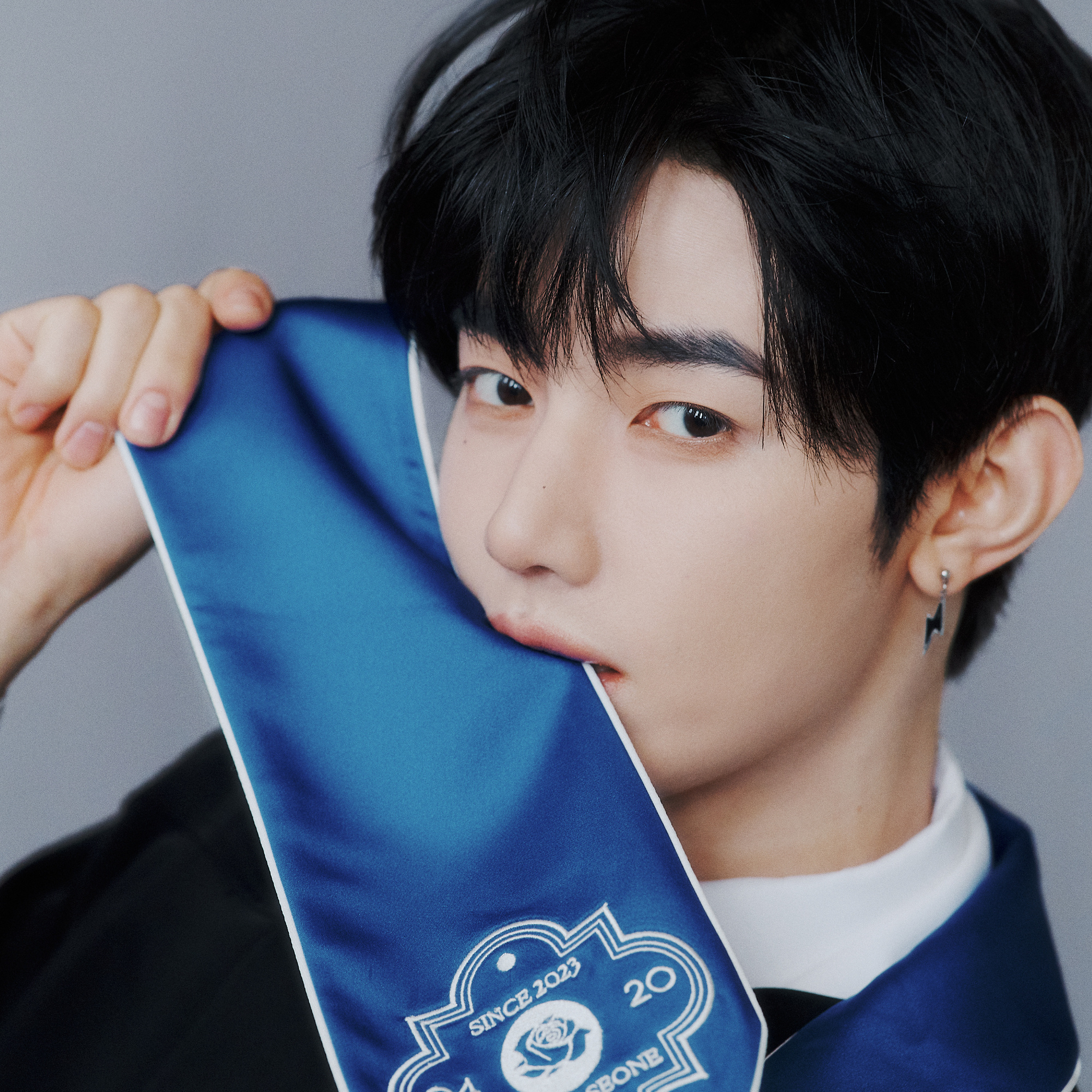 Latest photo of Zhang Hao (ZEROBASEONE)