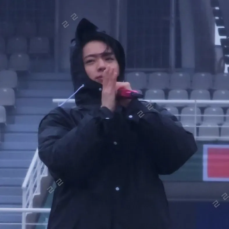 Potret di balik layar Jin (BTS)