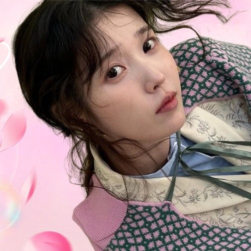 IU的最新活動照片