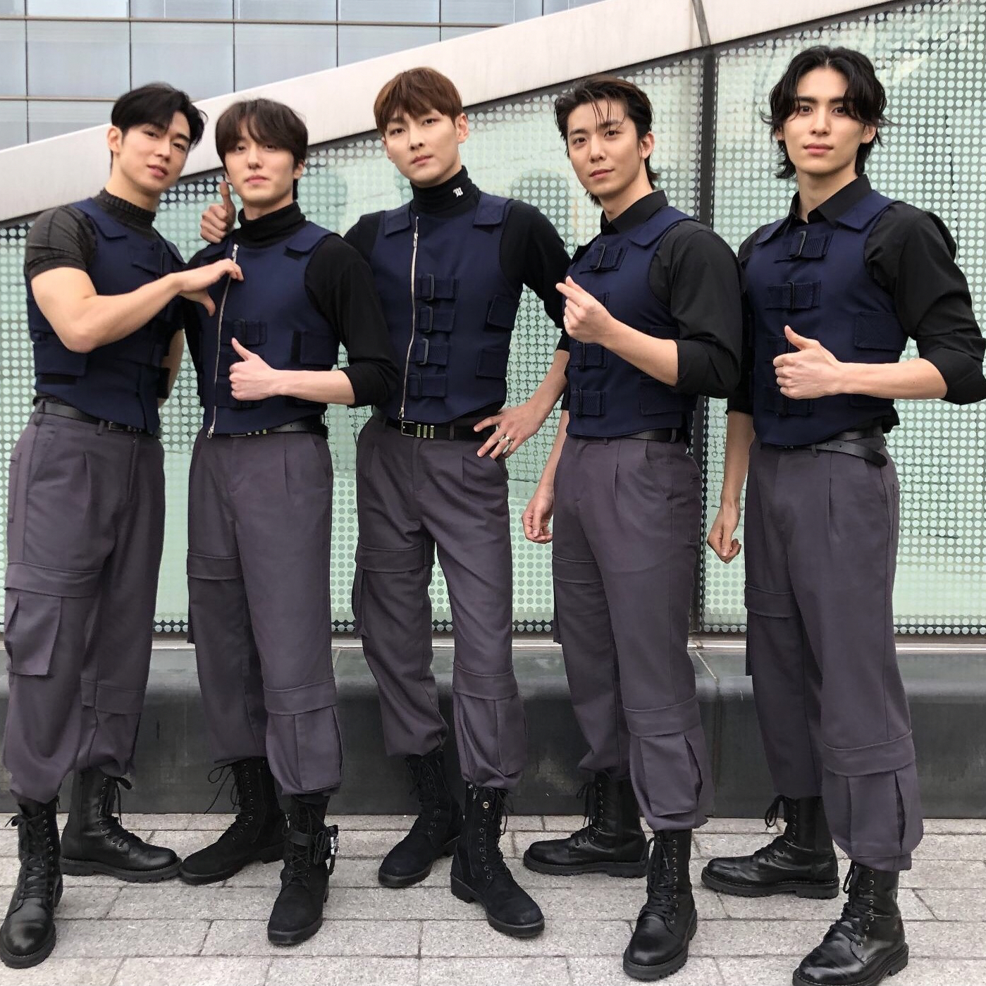 Potret di balik layar SF9