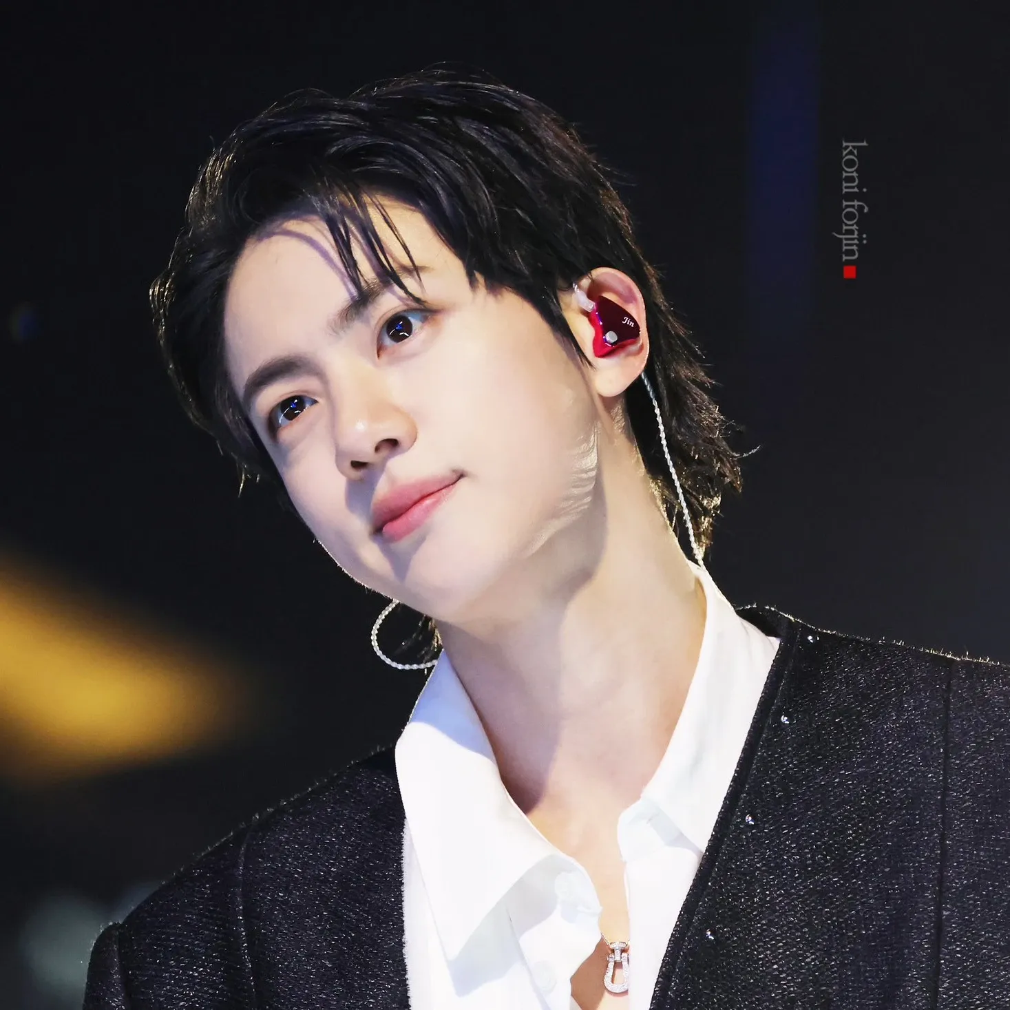 Behind-the-scenes cut of Jin (BTS)