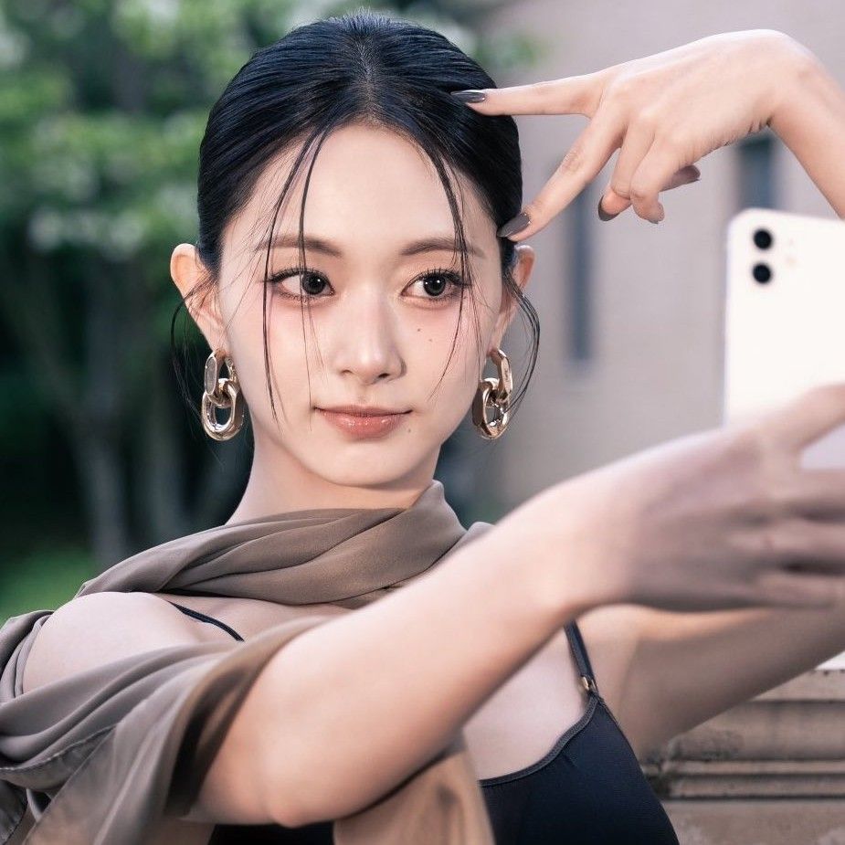 쯔위 (TWICE)의 비하인드 컷