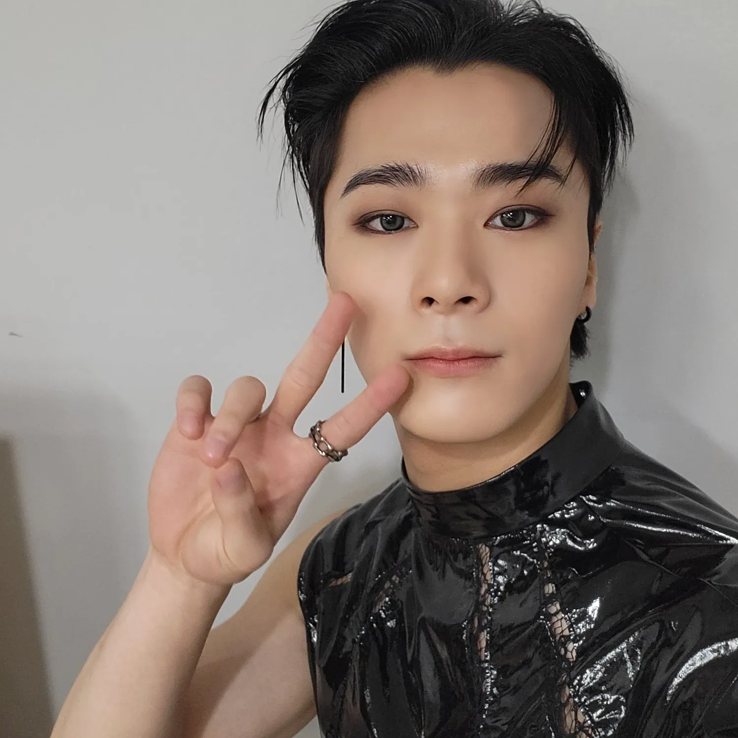 Latest photo of Moonbin (ASTRO)