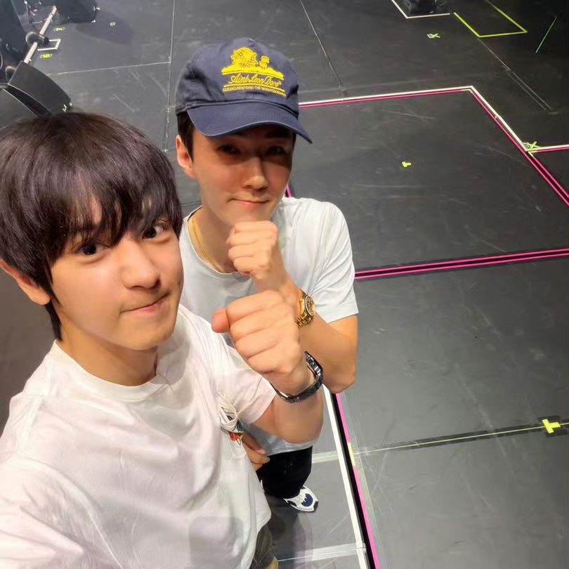 EXO의 비하인드 컷