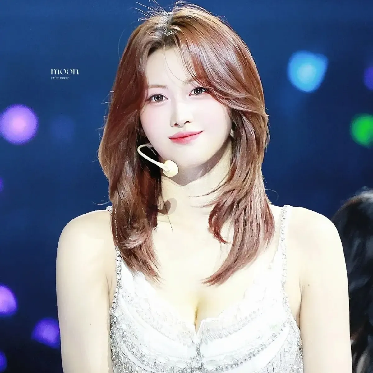 모모 (TWICE)의 최신 사진