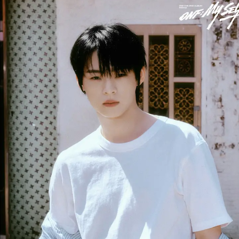 Behind-the-scenes cut of Hyojin (ONF)