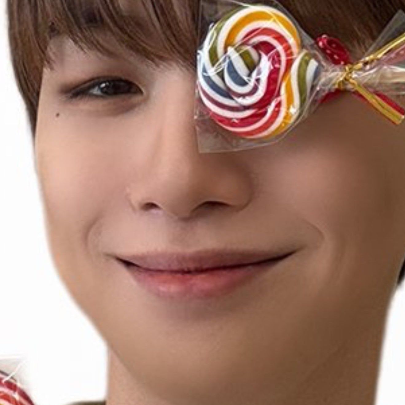 Foto aktivitas terbaru Kang Daniel