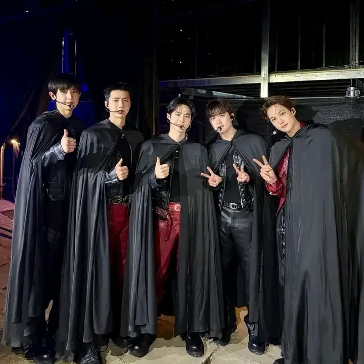 Potret di balik layar EXO