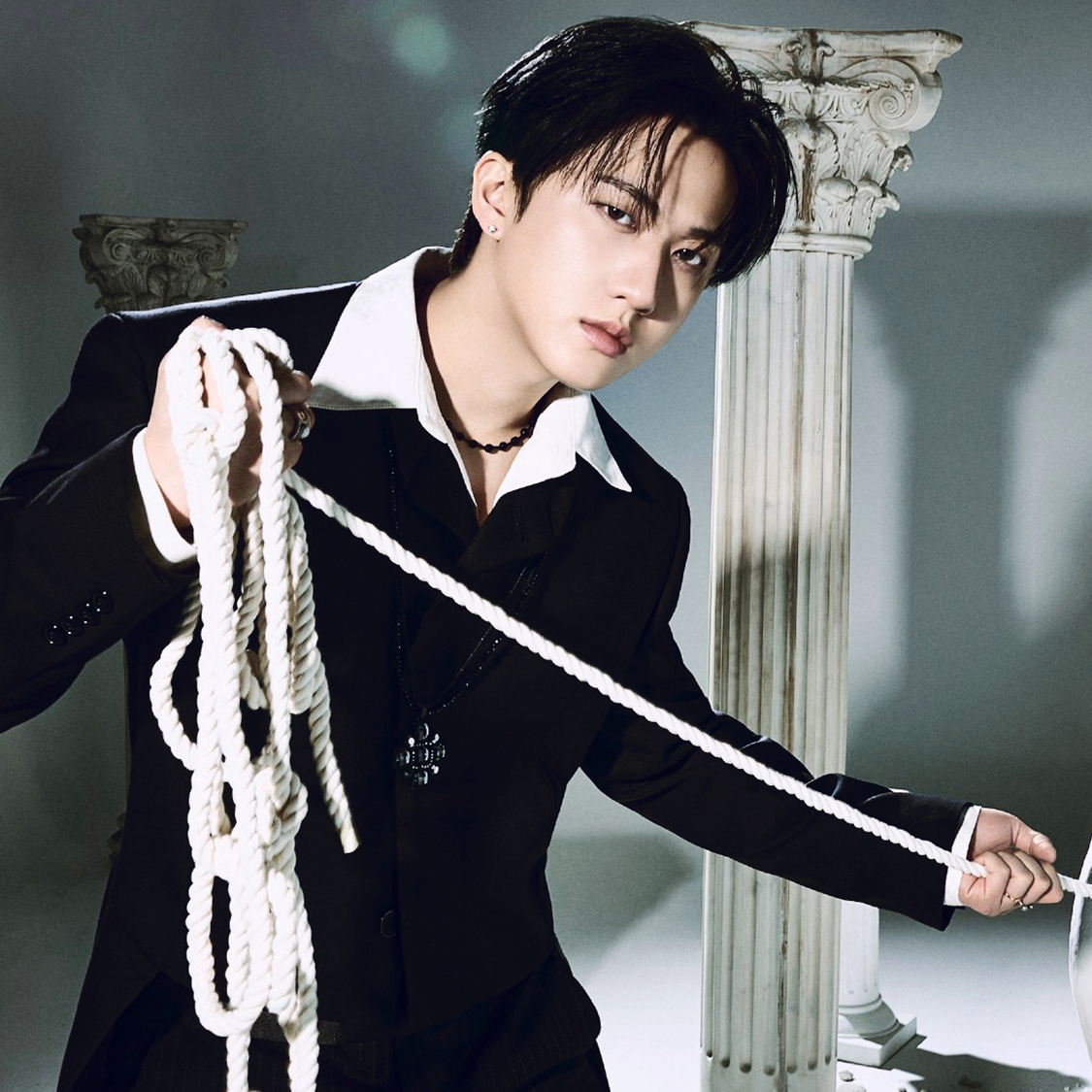 Behind-the-scenes cut of Changbin (Stray Kids)