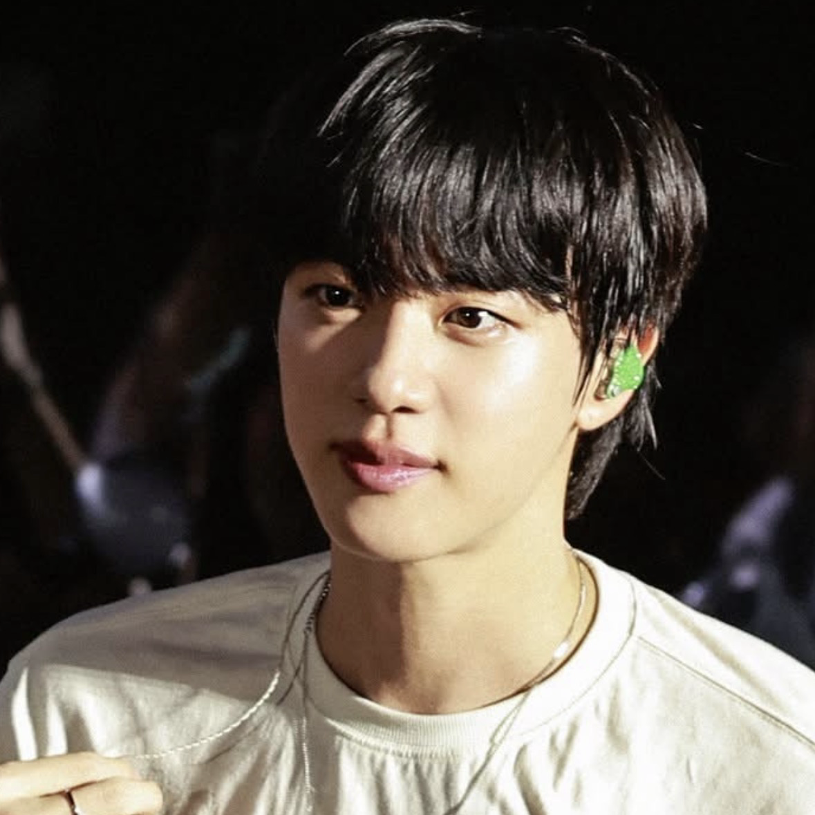 진 (방탄소년단)의 최신 사진