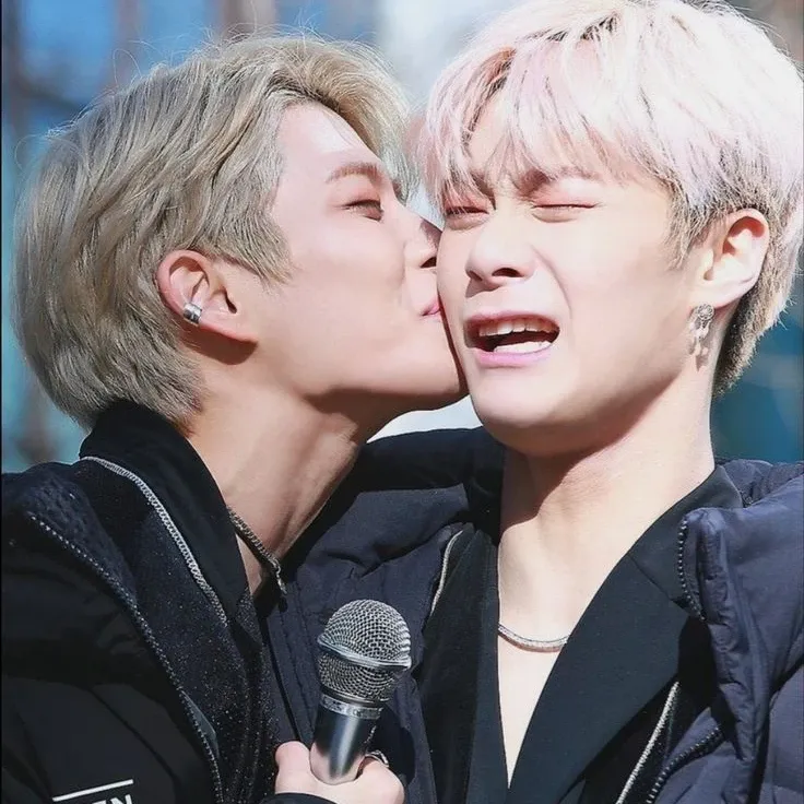 Latest photo of MJ (ASTRO)