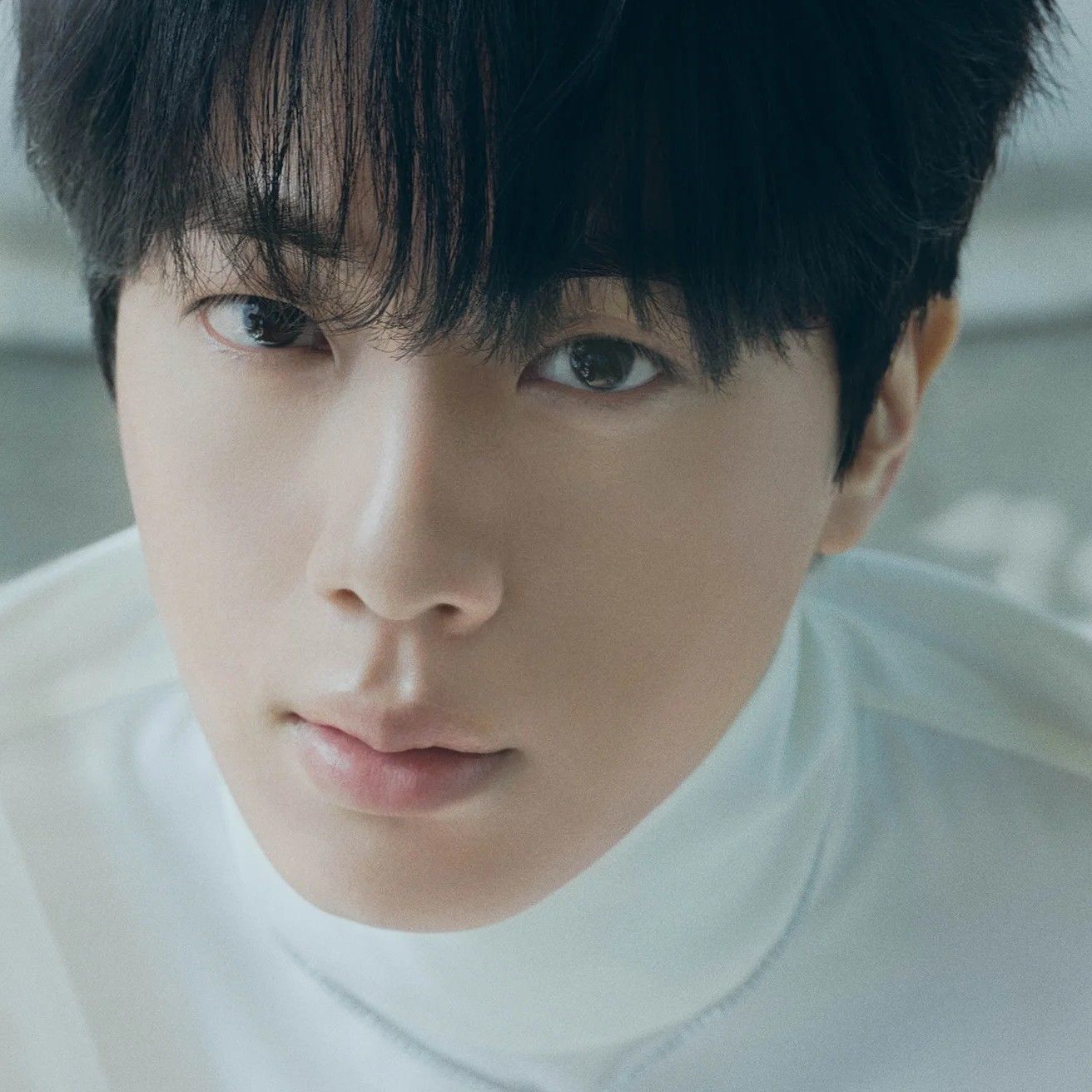 진 (방탄소년단)의 최신 사진