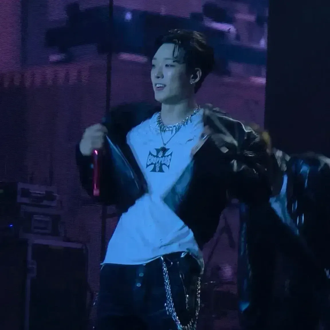 Latest photo of BOBBY (iKON)