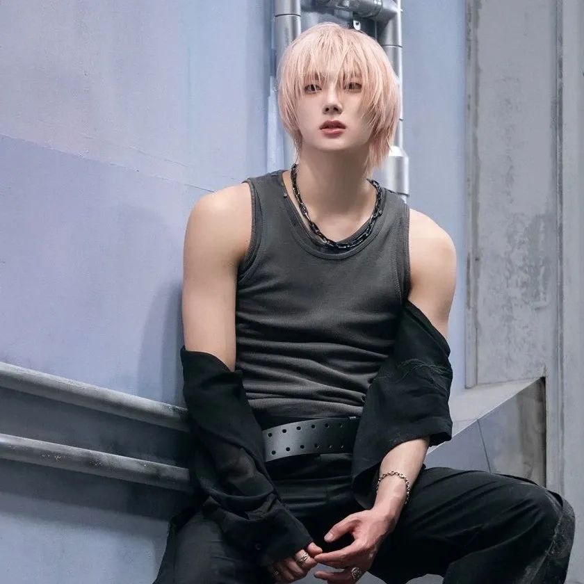 Latest photo of Sungho (BOYNEXTDOOR)