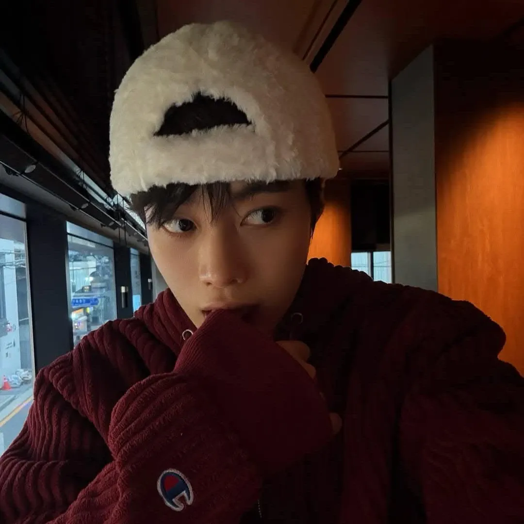 A moment captured by Hanbin (TEMPEST)'s fan