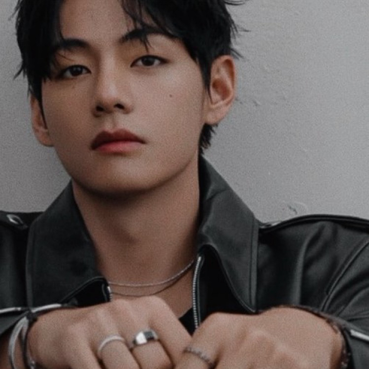 뷔 (방탄소년단)의 비하인드 컷