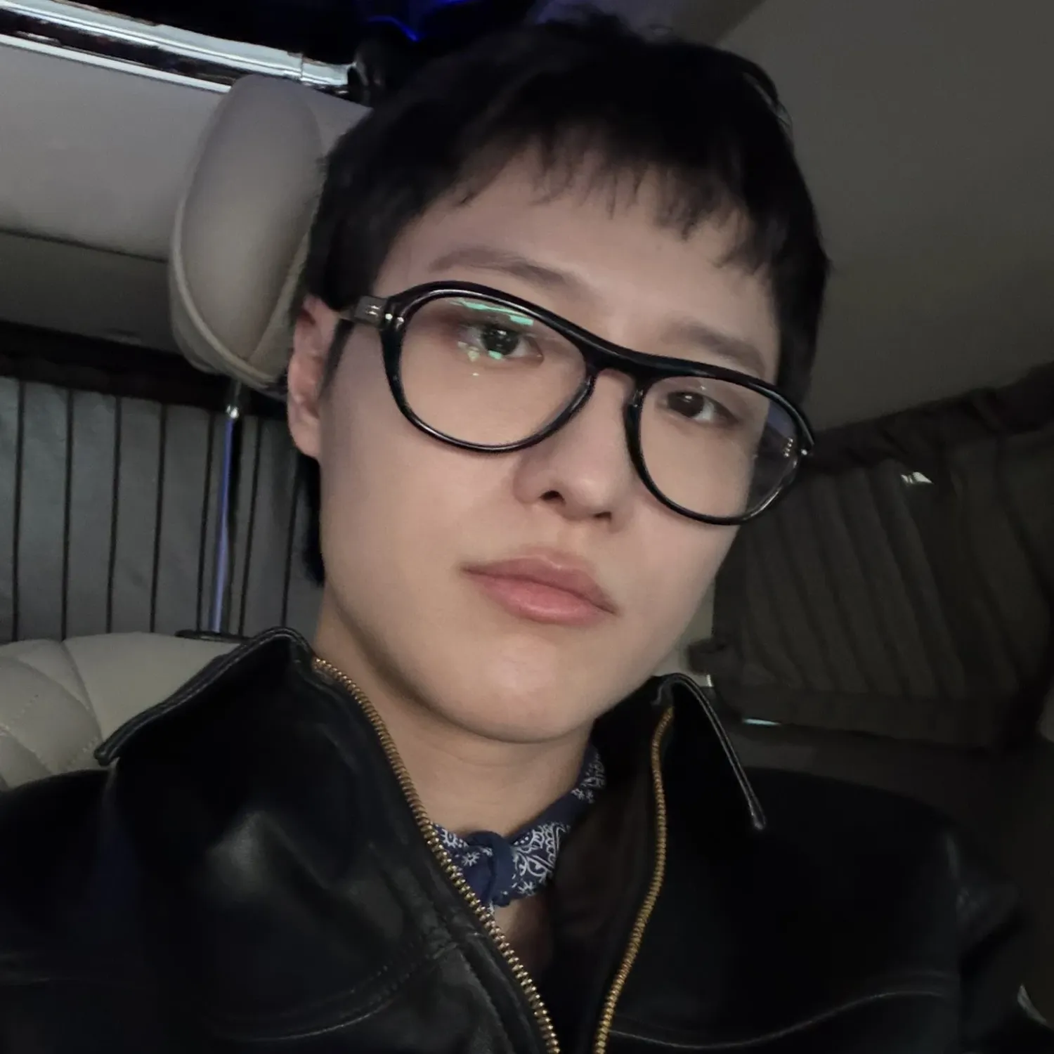 Behind-the-scenes cut of WOODZ