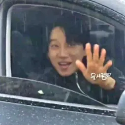 Recent activity shot of Hwang Chiyeol