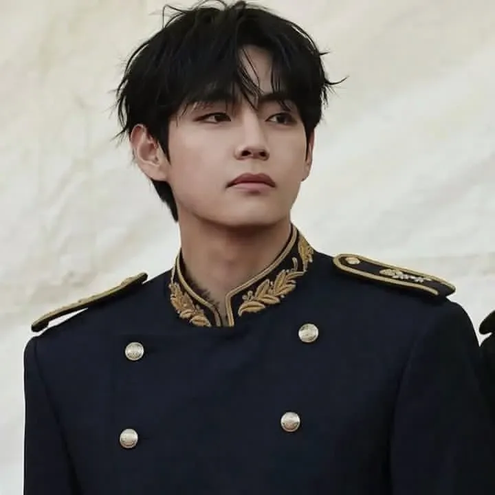 Recent activity shot of V (BTS)