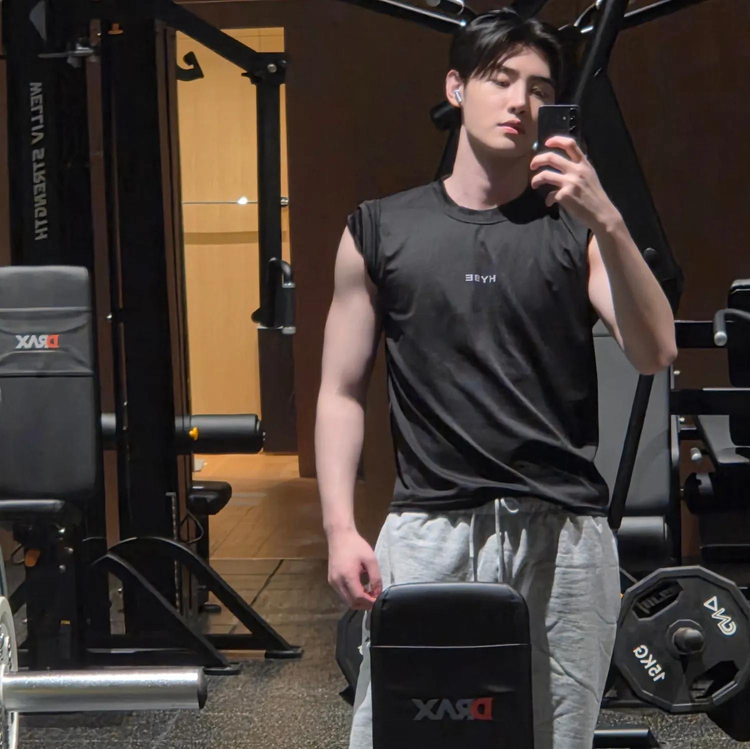 Recent activity shot of Sunghoon (ENHYPEN)