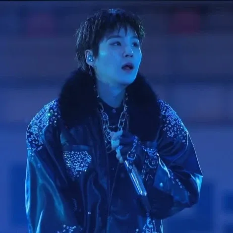 SUGA (BTS)の最近の活動写真