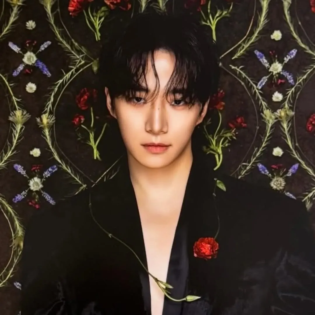 Latest photo of Junho (2PM)