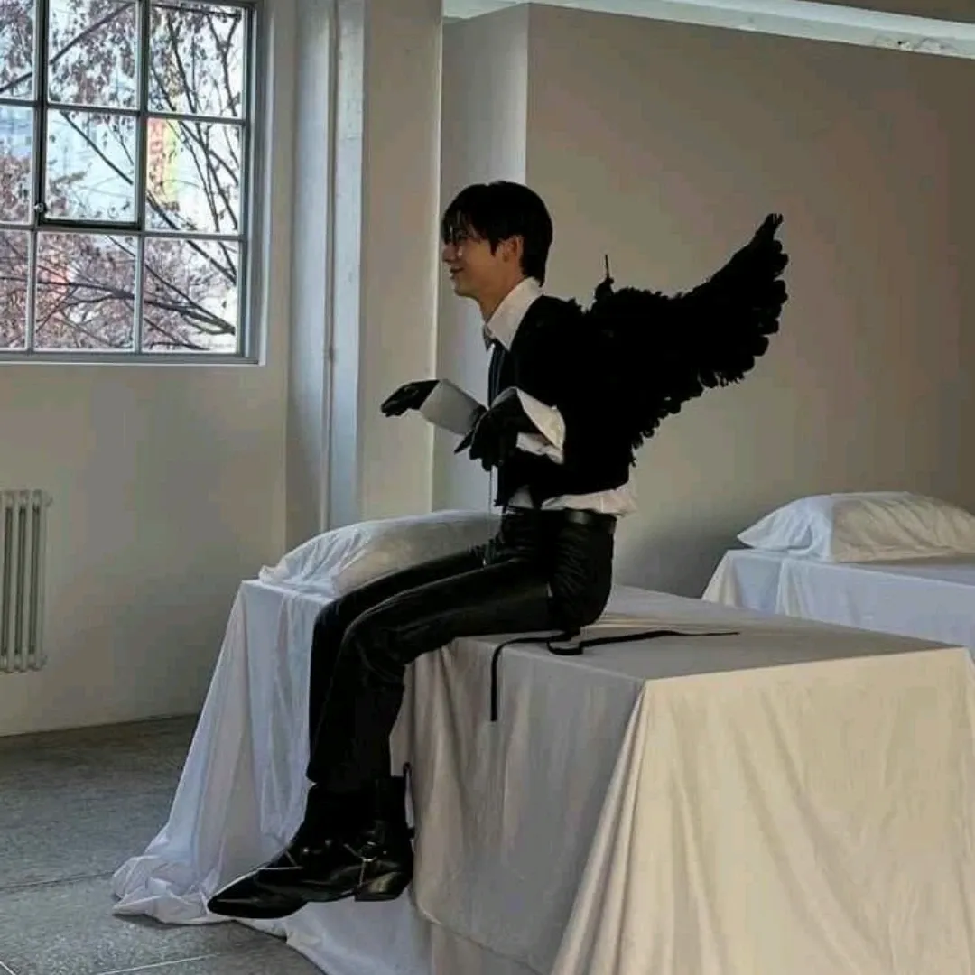 Potret di balik layar Hwang Minhyun