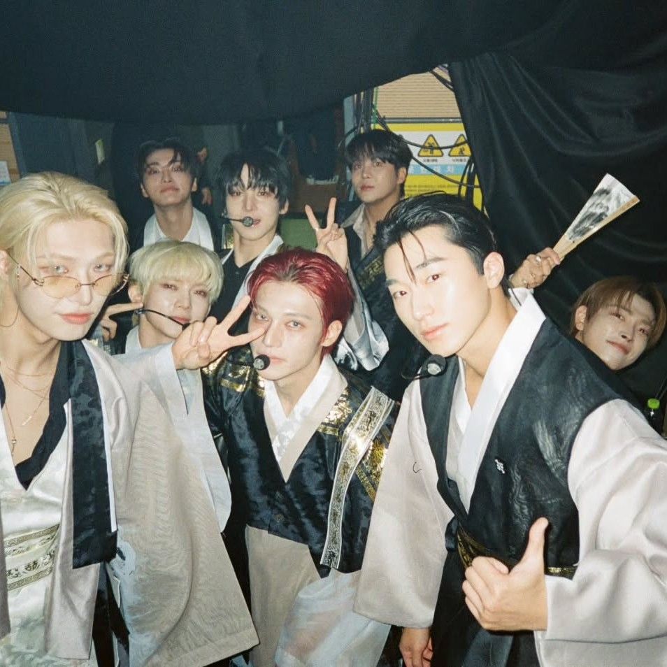 에이티즈의 최신 사진