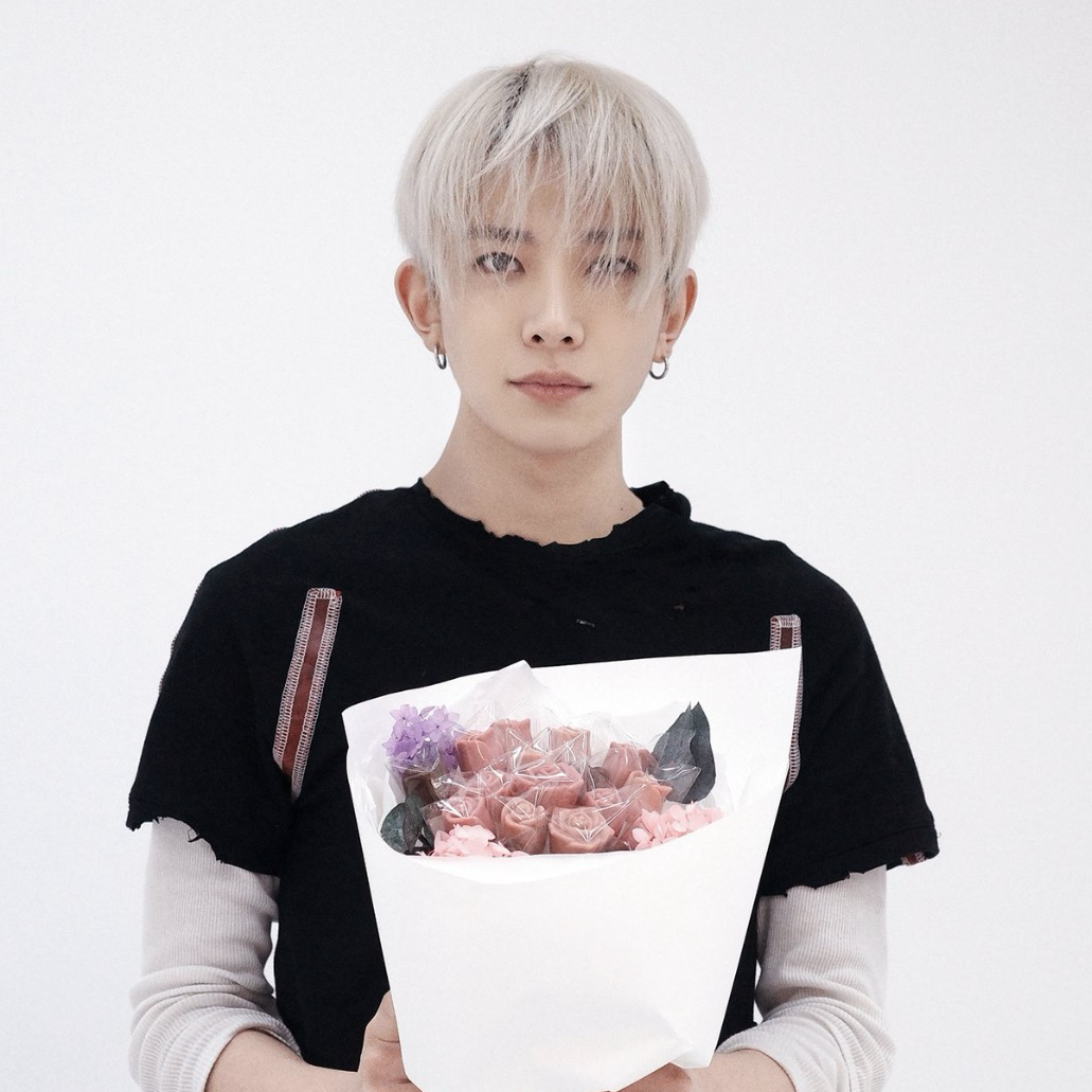 Recent activity shot of Heeseung (ENHYPEN)