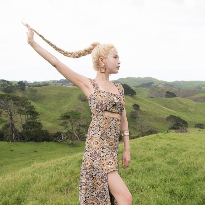 A moment captured by Solar (MAMAMOO)'s fan