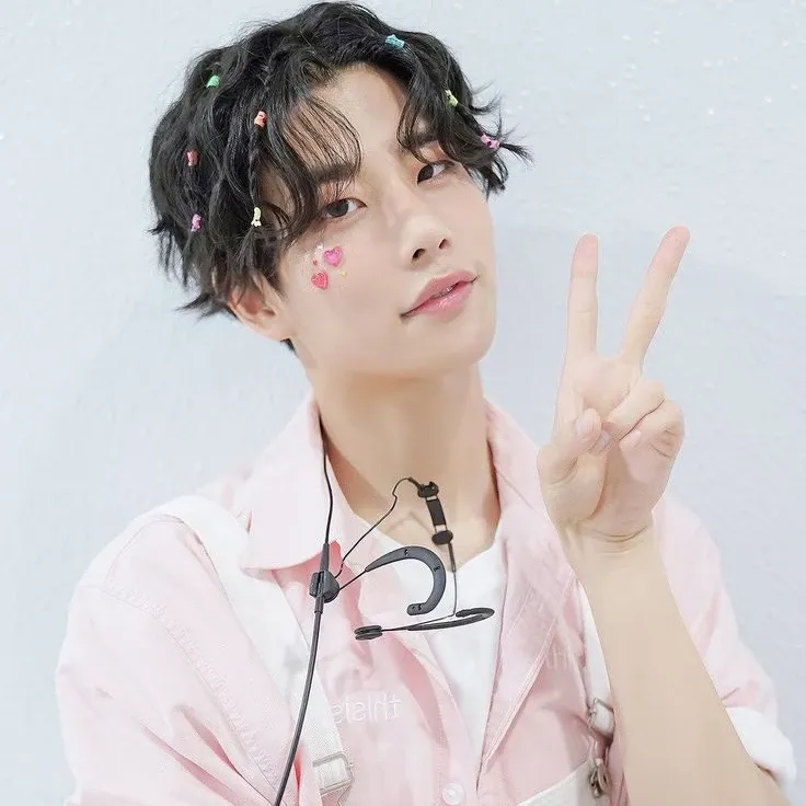 Latest photo of MJ (ASTRO)