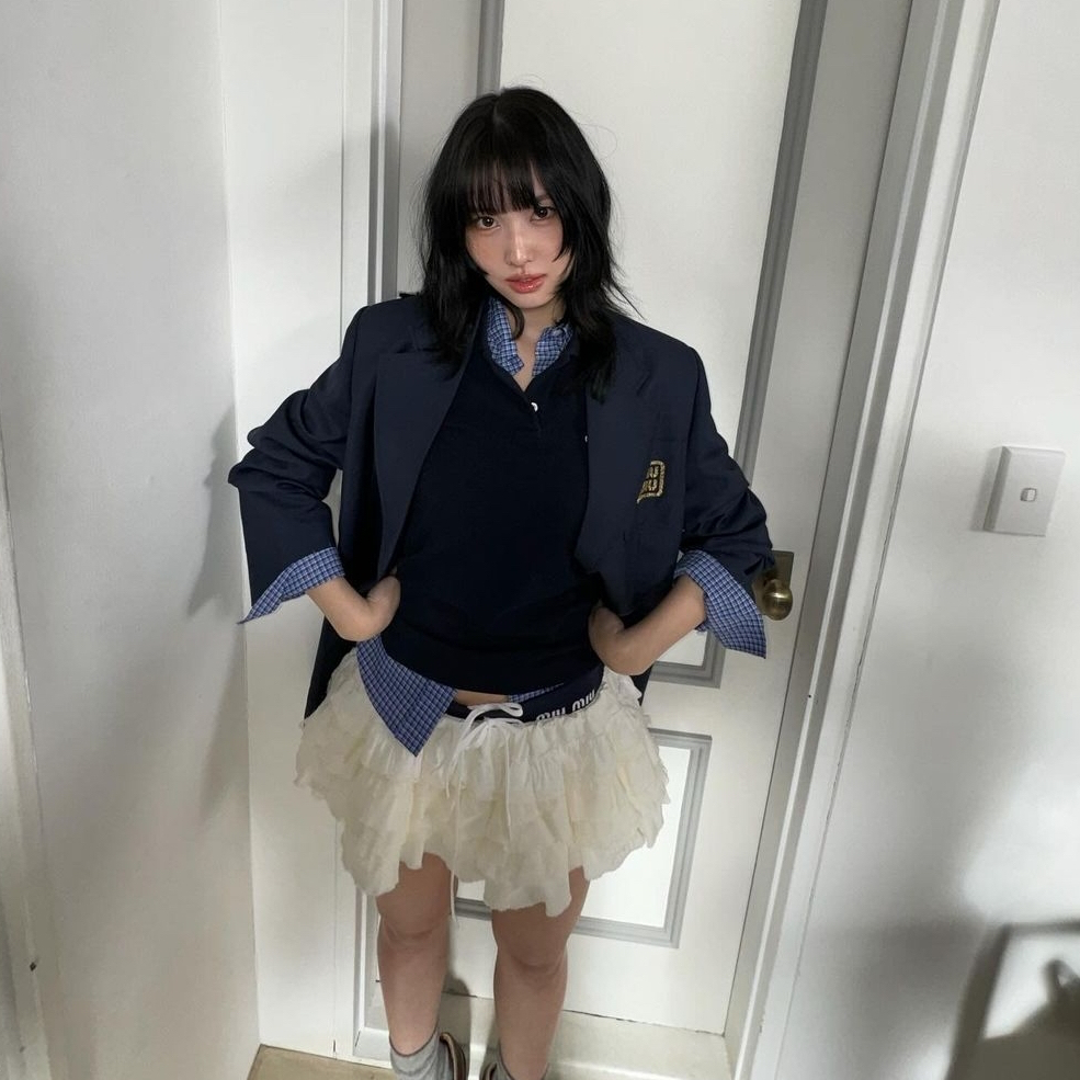 모모 (TWICE)의 비하인드 컷