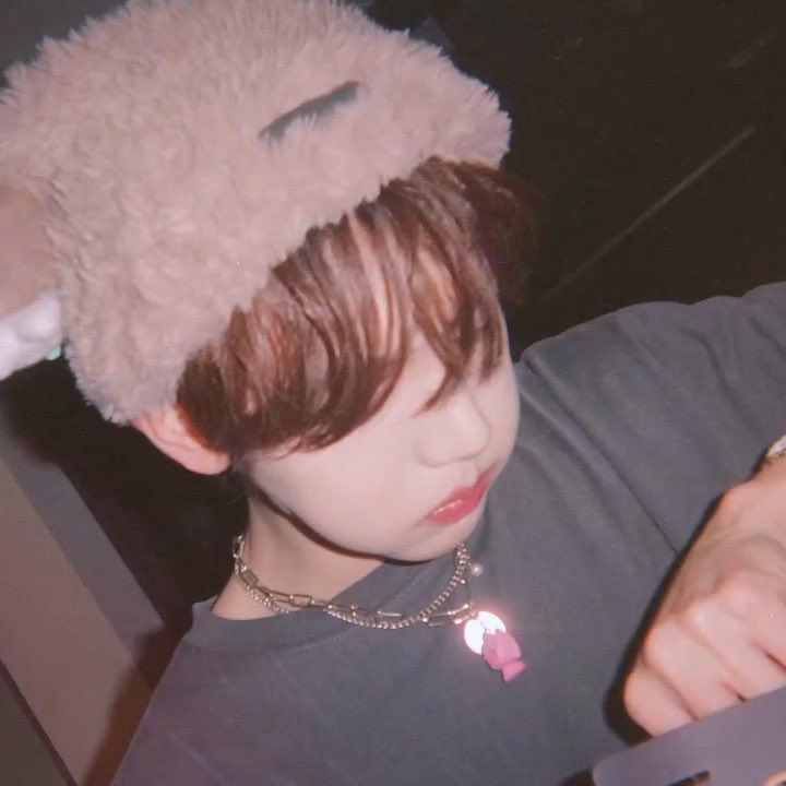 Behind-the-scenes cut of Han Yujin (ZEROBASEONE)