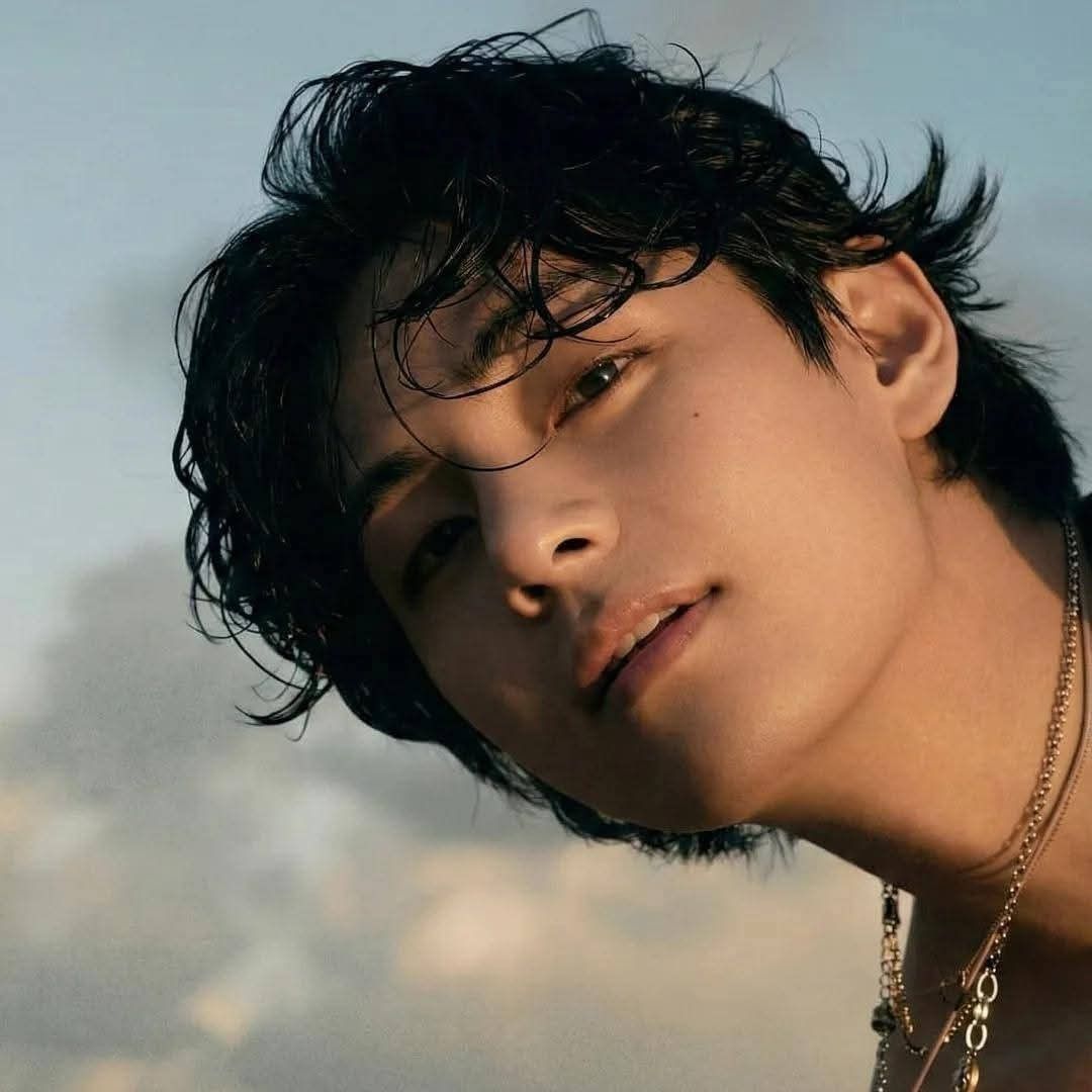 뷔 (방탄소년단)의 비하인드 컷