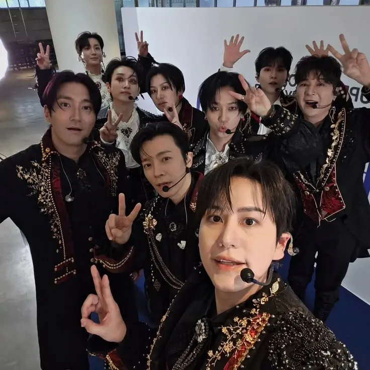 Foto aktivitas terbaru Super Junior