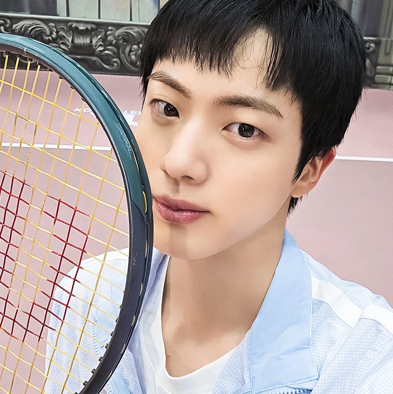 Behind-the-scenes cut of BTS