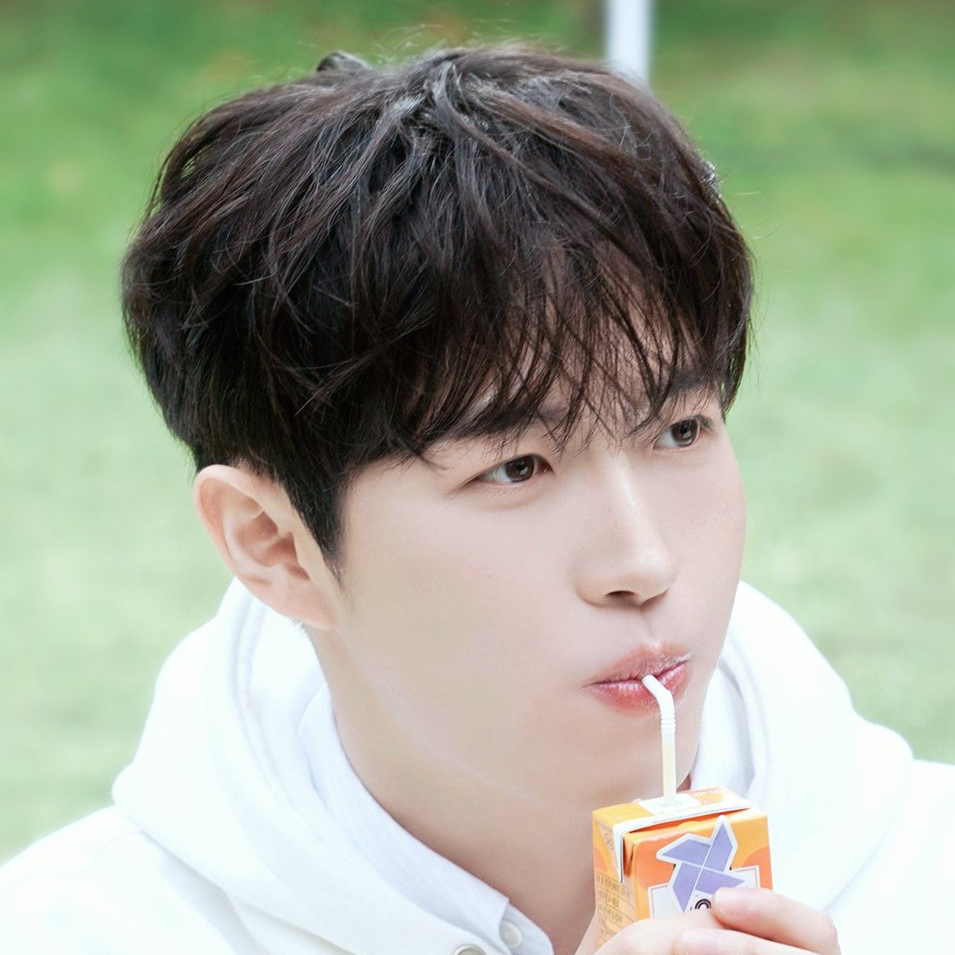 Momen yang diabadikan oleh penggemar Kim Jaehwan