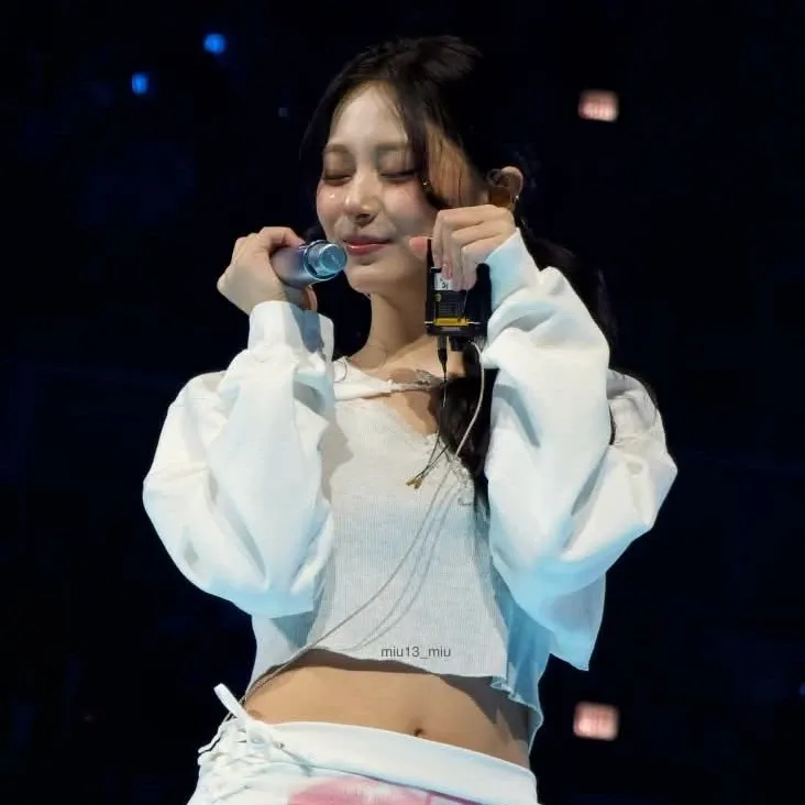 쯔위 (TWICE) 최근 활동샷