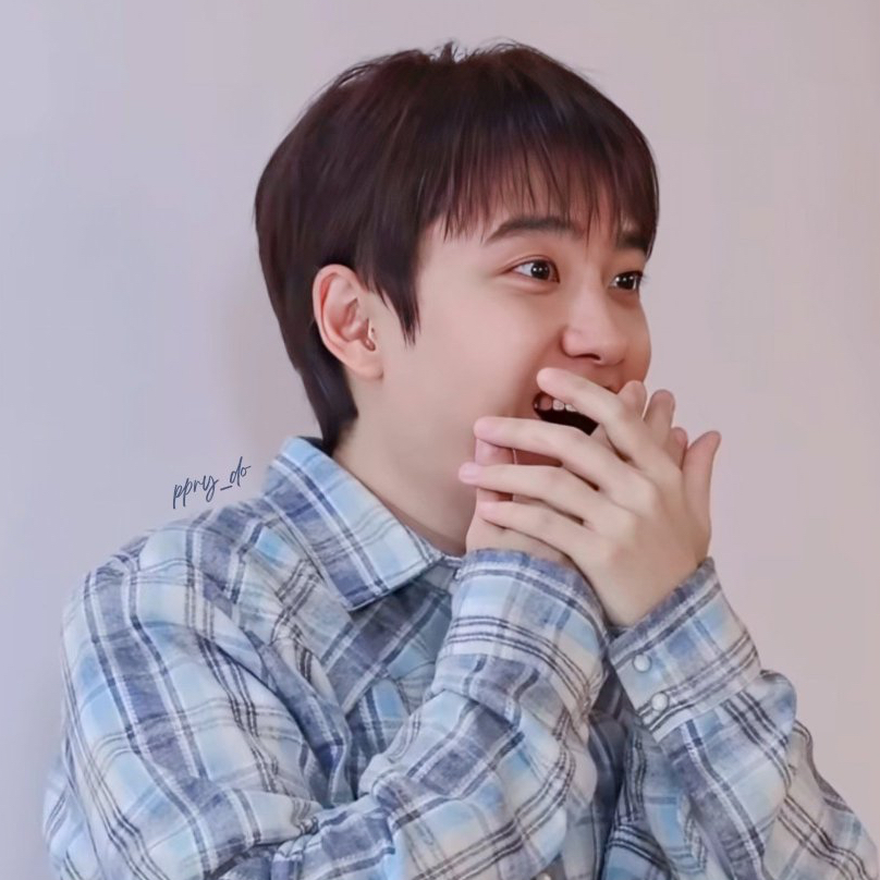 EXOの舞台裏ショット