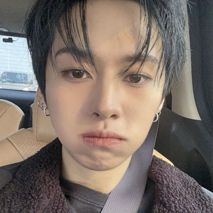 リノ (Stray Kids)の最新写真