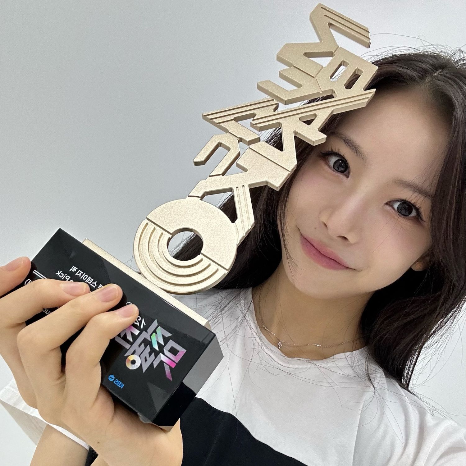 SECRET NUMBER의 비하인드 컷