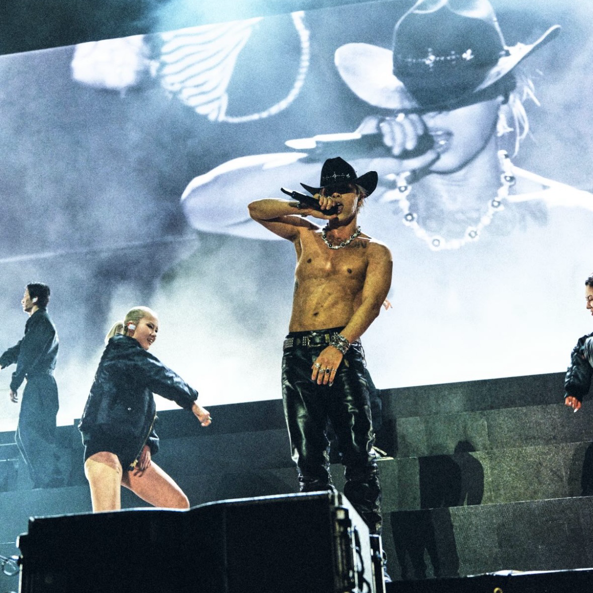 Recent activity shot of Taeyang (BIGBANG)