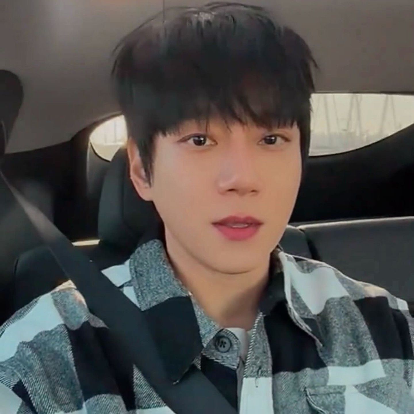 황치열의 비하인드 컷