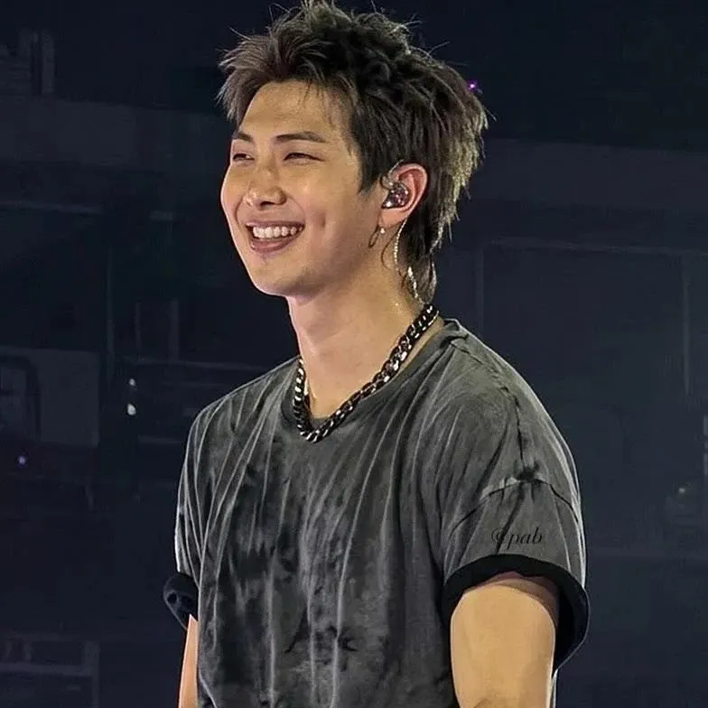Behind-the-scenes cut of RM (BTS)