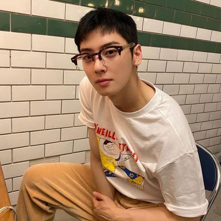 A moment captured by Eunwoo (ASTRO)'s fan