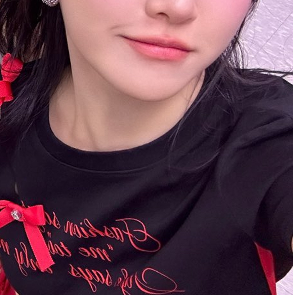 A moment captured by Loossemble's fan