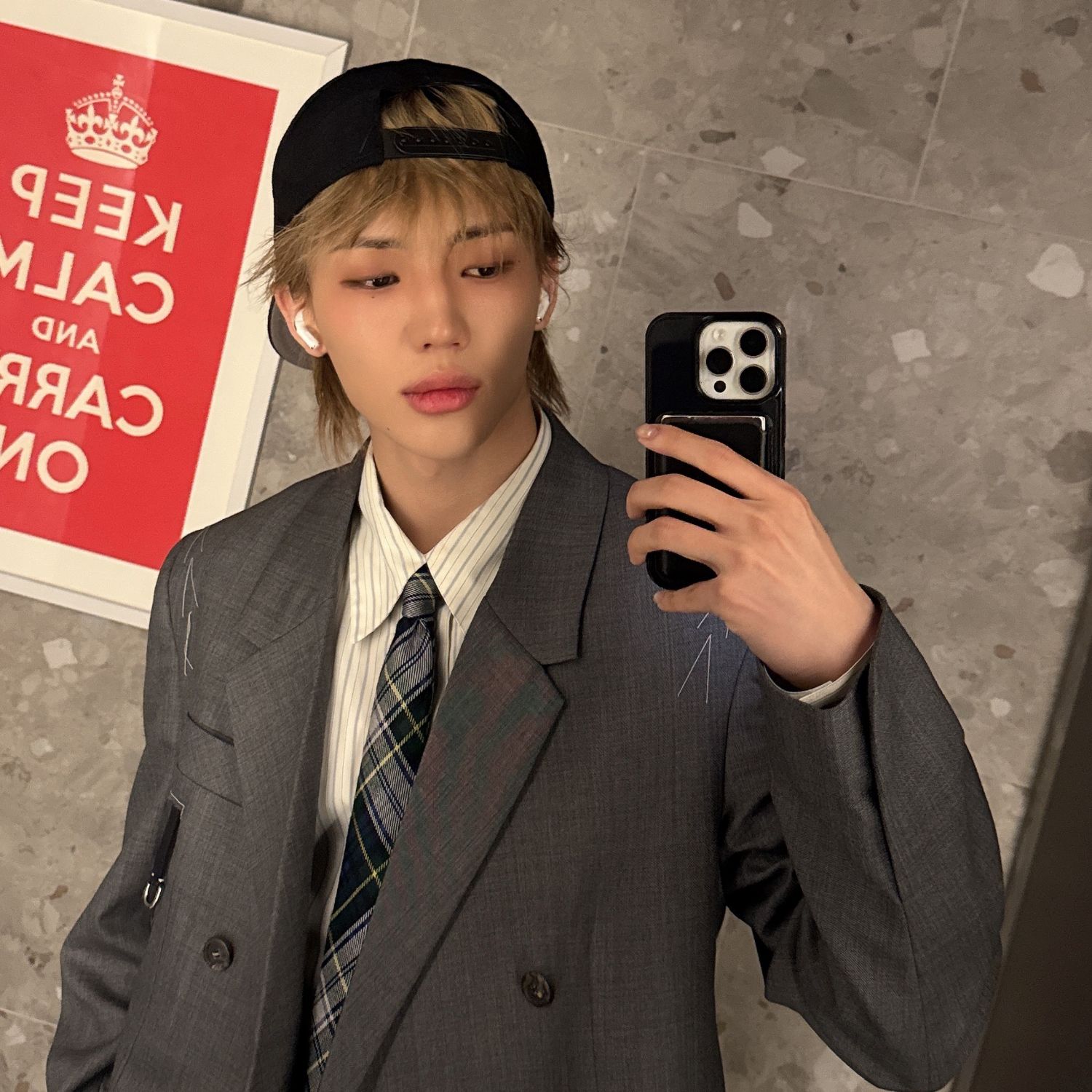 Latest photo of Junhyeok (TNX)